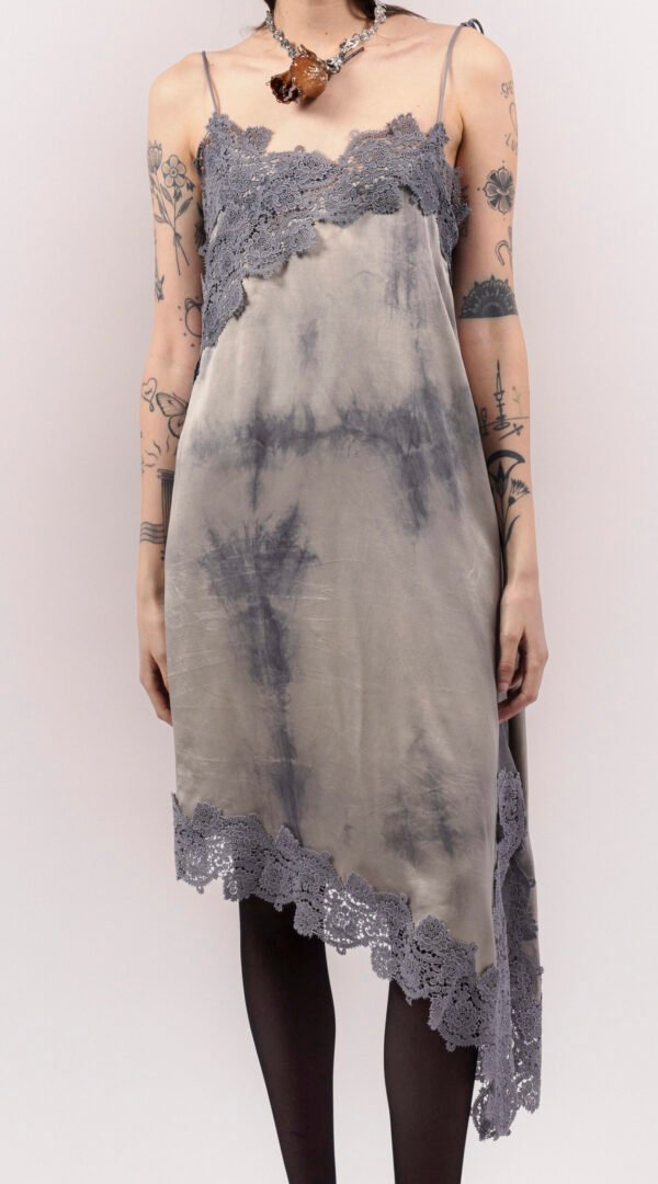 RAPPAZ - WOMEN - ASYMMETRICAL LACE DRESS GREY - front_closeUp